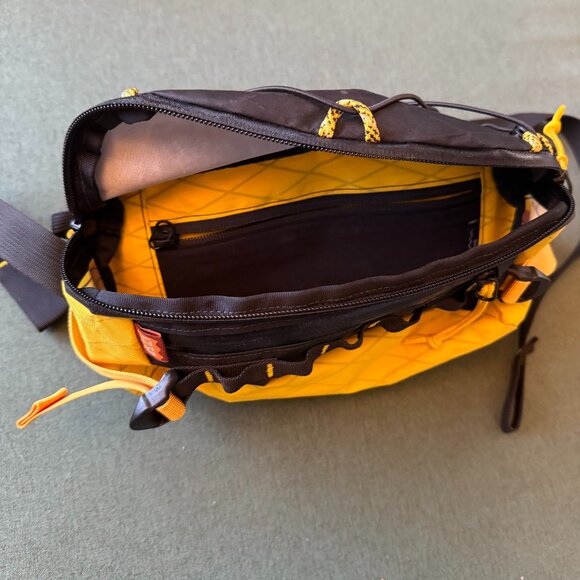 1733 Side Pack 3.5L VX21 Black/Yellow - Picture 2 of 5